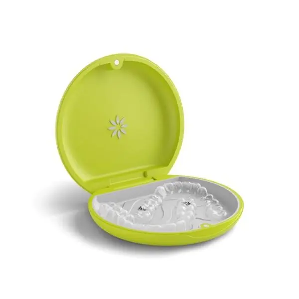 Estuche Invisalign verde
